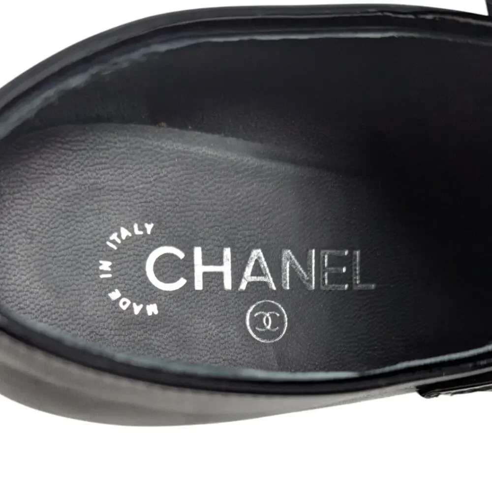 Chanel Loafer CC Logo Captoe Pointed Toe Leather Chunky Heel 36C | 5.5